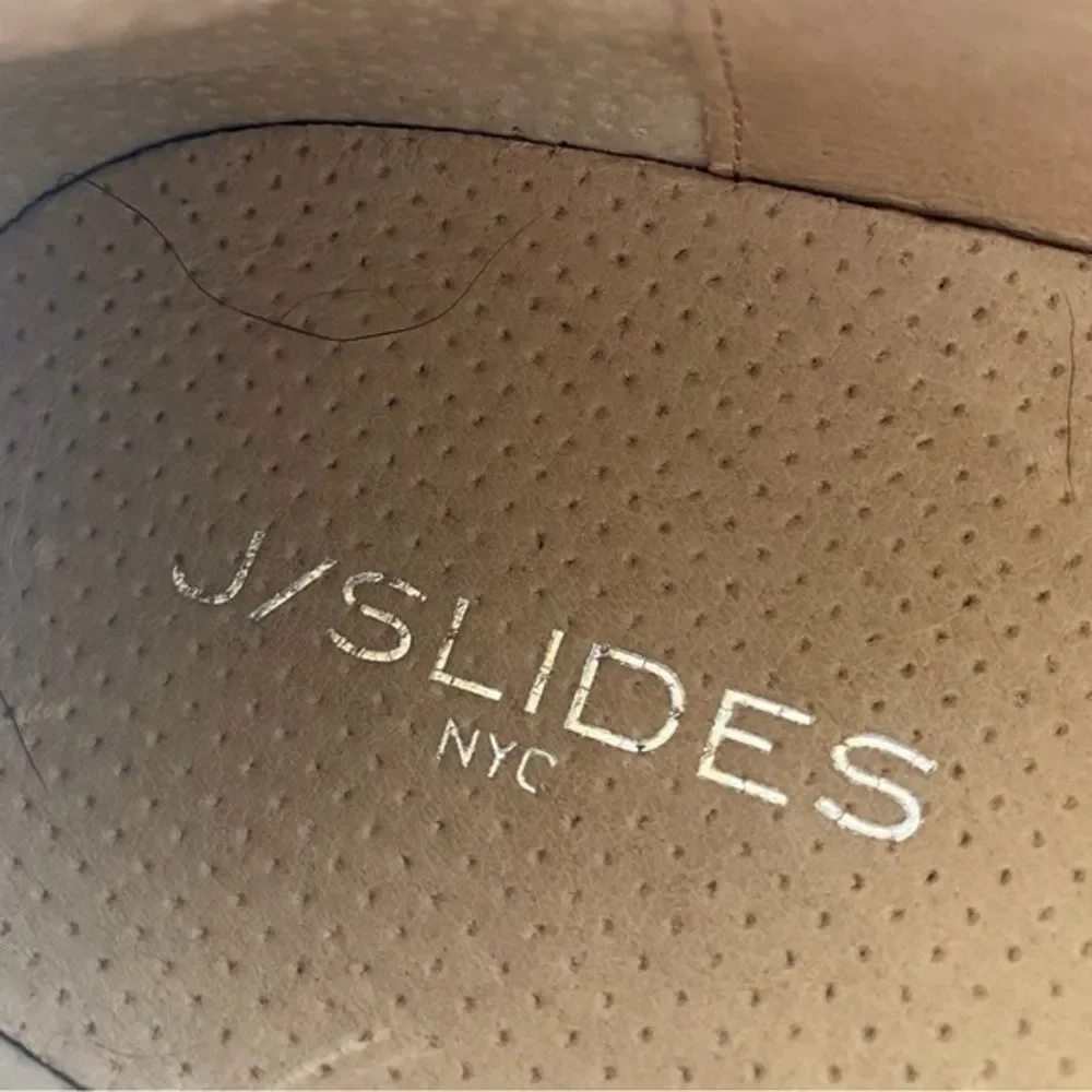 J/Slides NYC Cream Snakeskin Leather Slip On Sneakers | Women’s Size 9